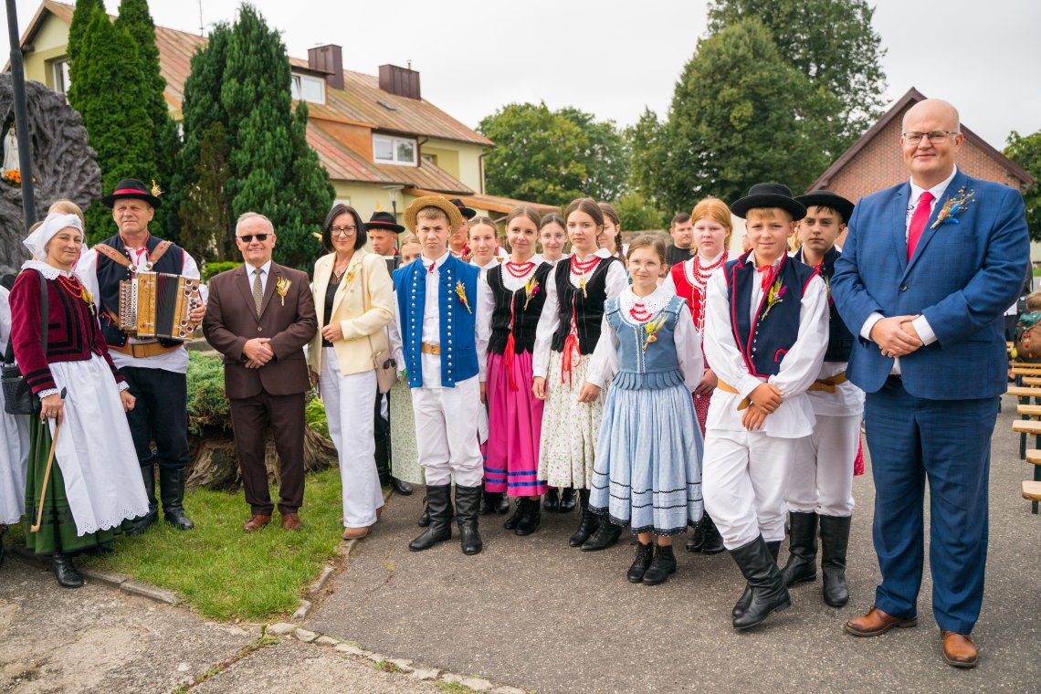 Święto Plonów w Gniewinie – Powiatowo-Gminne Dożynki 2025