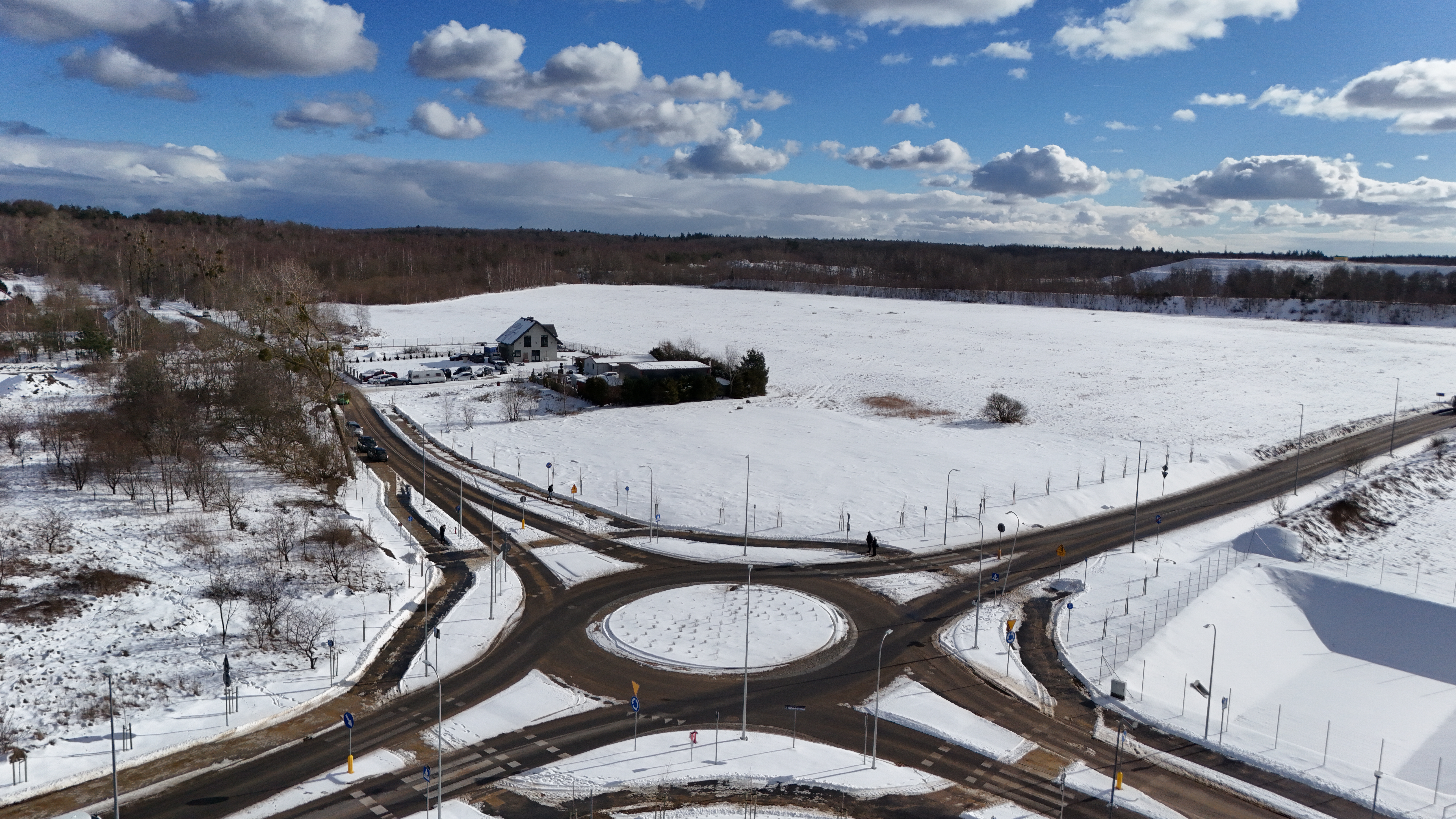 Oddanie ronda w Łężycach